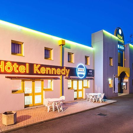 Hotel Kennedy Parc Des Expositions ตาร์บ ภายนอก รูปภาพ