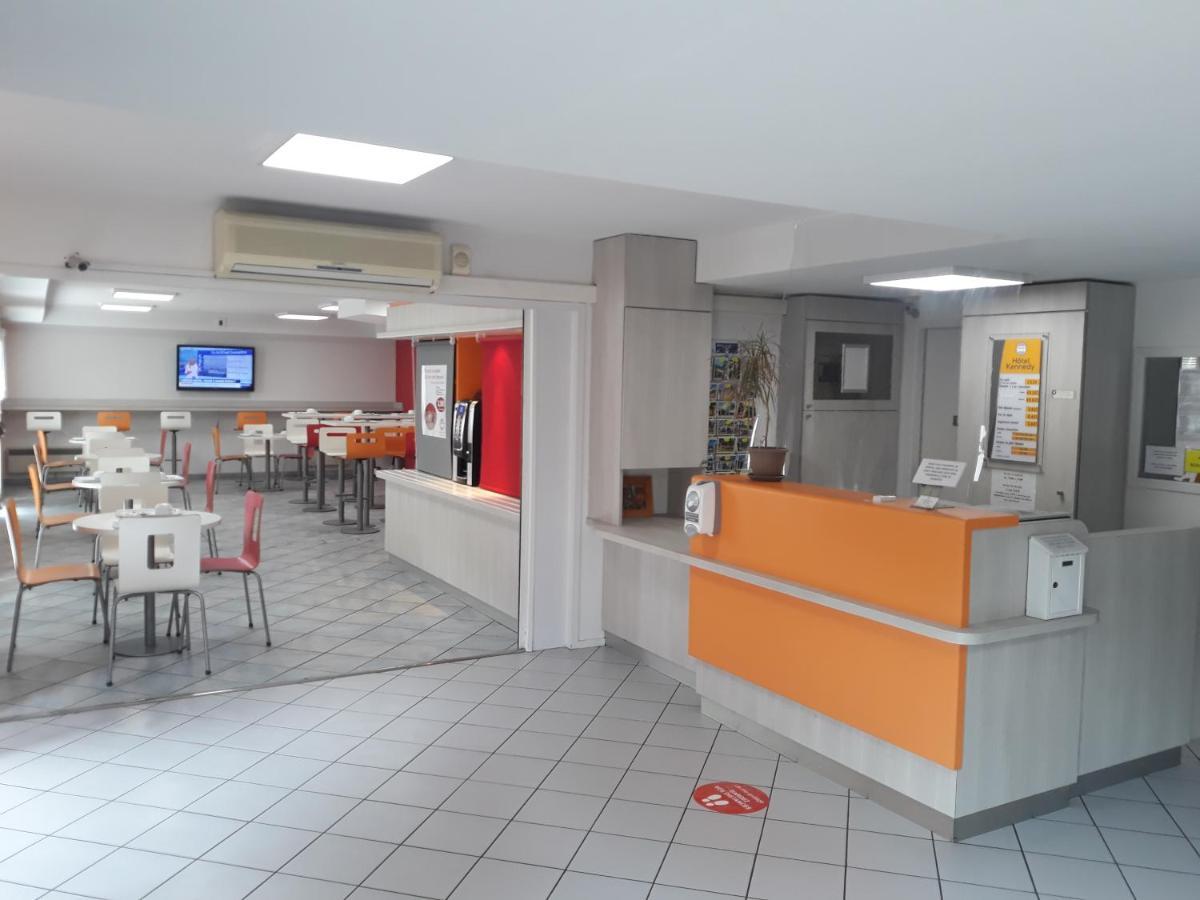 Hotel Kennedy Parc Des Expositions ตาร์บ ภายนอก รูปภาพ